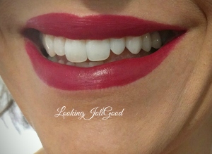 Rimmel London Show Off Lip Velvet | lookingjoligood.wordpress.com